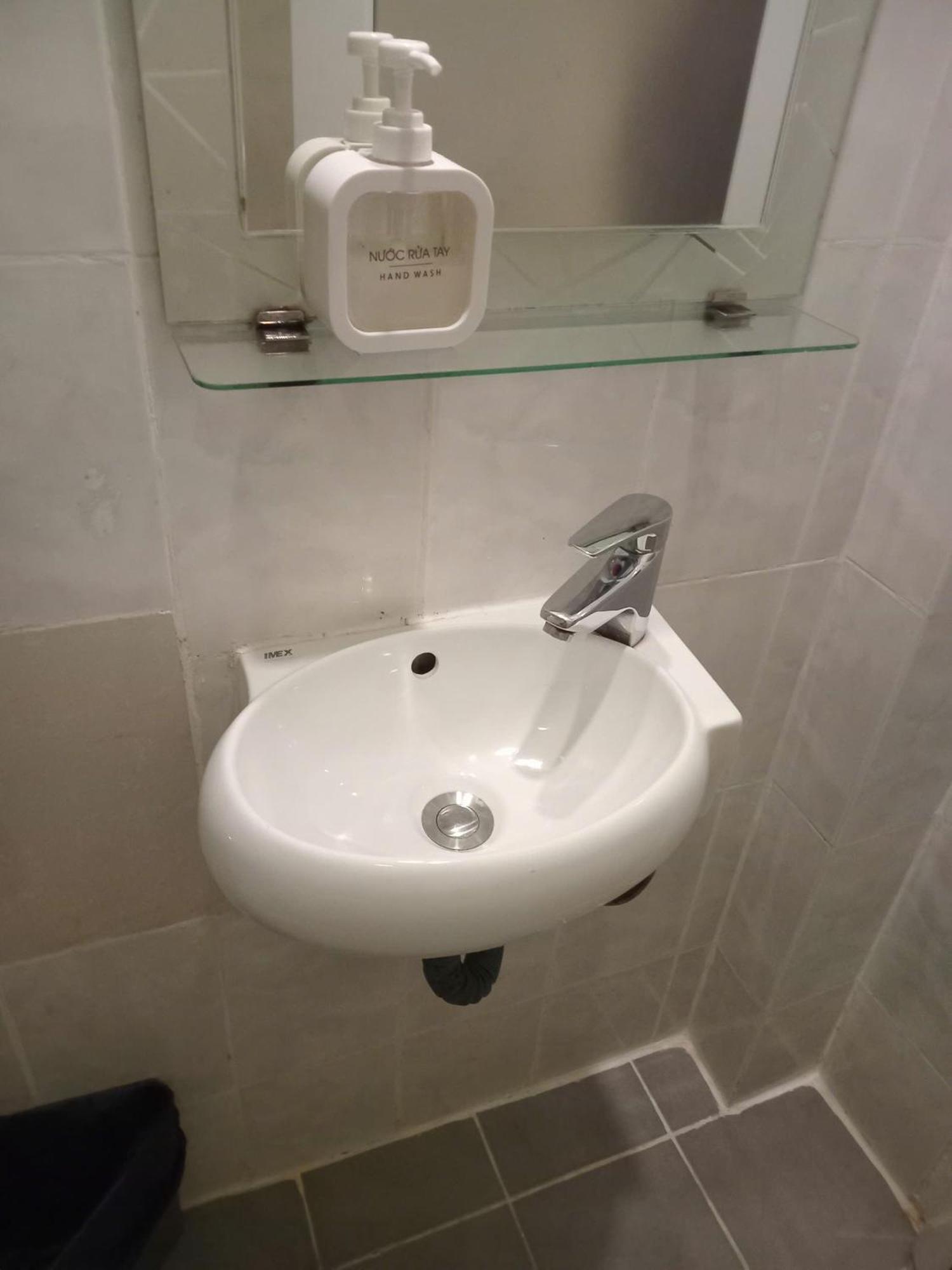 Khách sạn Twoland & 2*